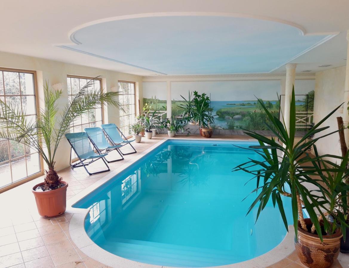 Ein Bett Im Kornfeld - Haus Morgensonne - Mit Innenpool Schonfeld  外观 照片